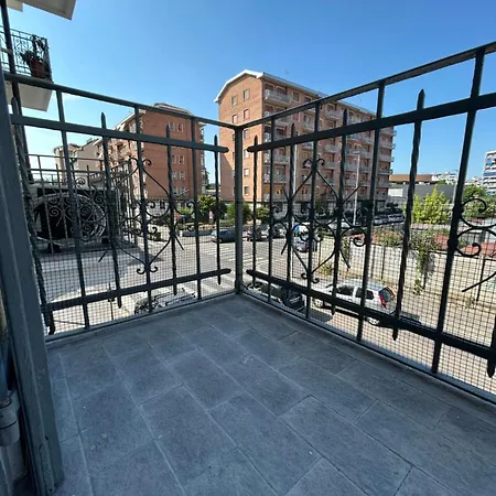 Casa Foligno, Grazioso In * Torino